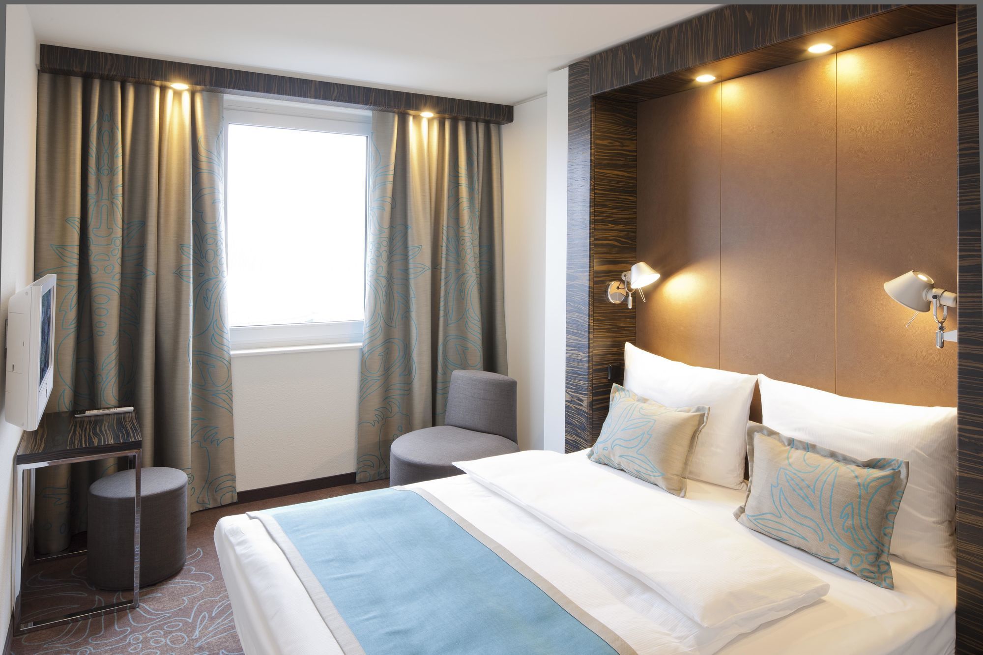 Motel One Saarbrucken Room photo